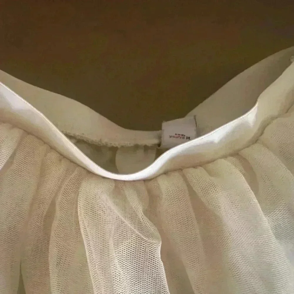 Old Navy Cream Tulle Skirt